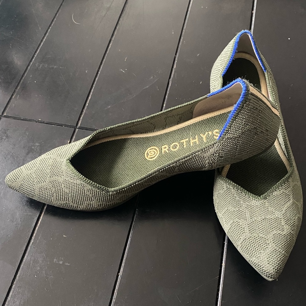 Rothy’s Safari Point, Size 9